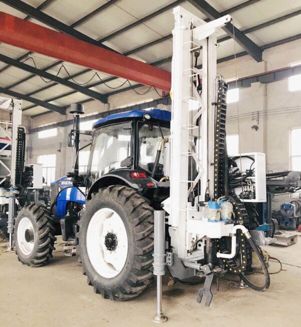 Tractor Type Water Well Drilling Machine/Borehole Drill